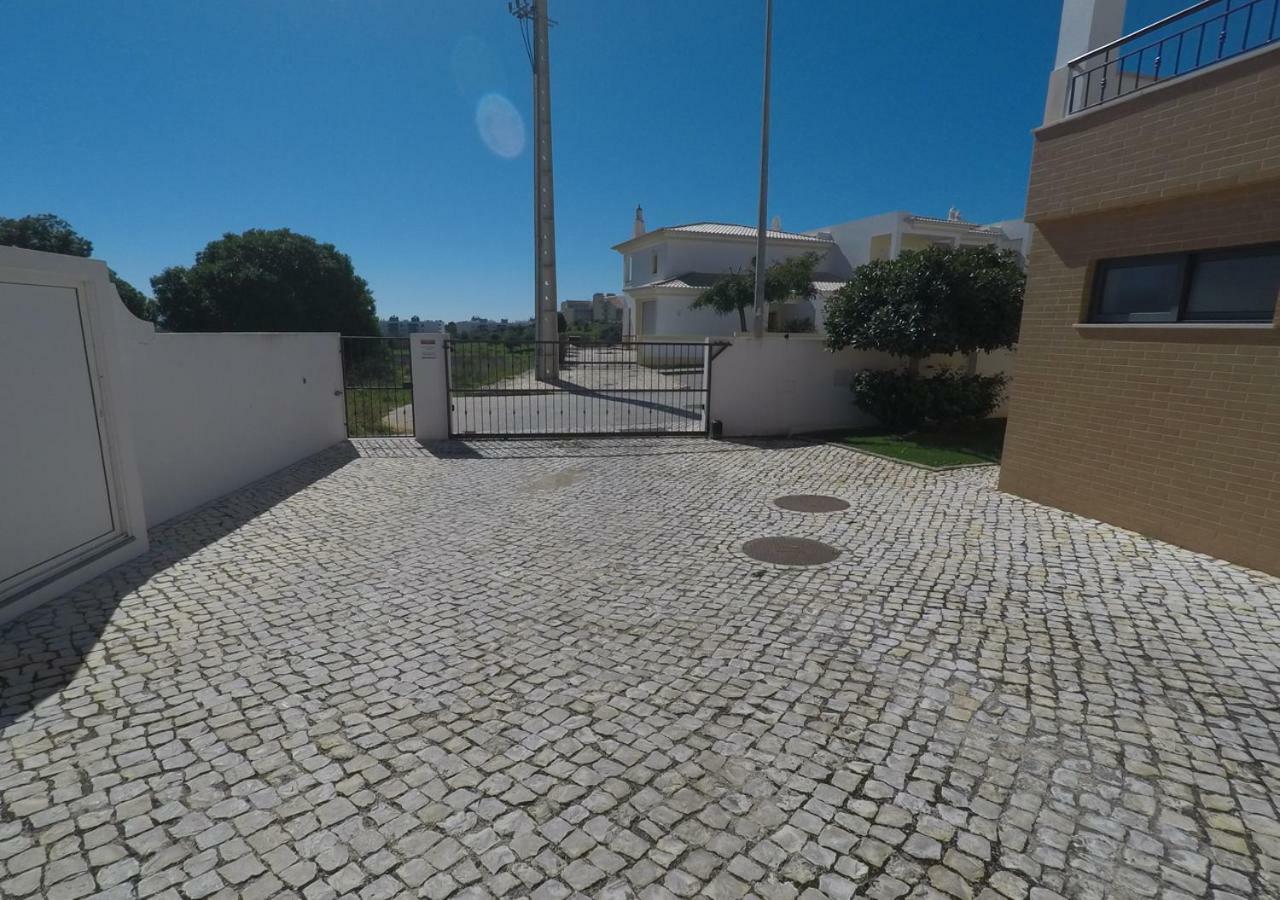 Ferienwohnung mit Pool - Meia Praia Lagos Exterior foto