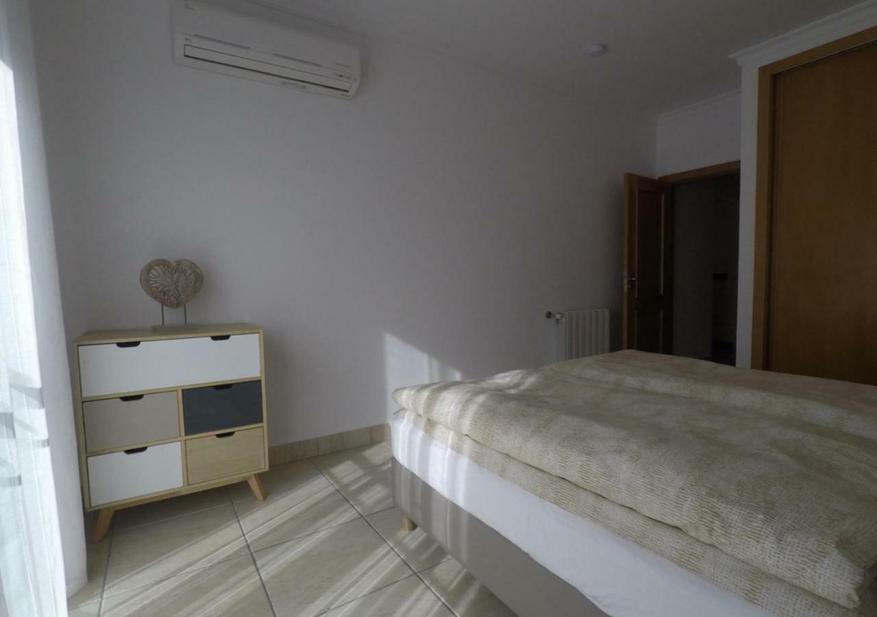 Ferienwohnung mit Pool - Meia Praia Lagos Exterior foto